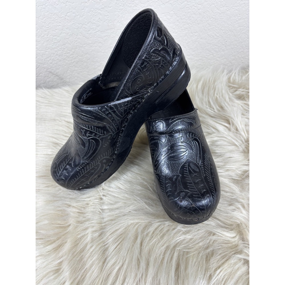 Dansko Pro Tooled Leather Clogs Black Nursing Comfort Work Shoes Women's 7.5